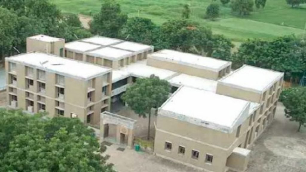 Best Schools in India - Eklavya School, Ahmedabad